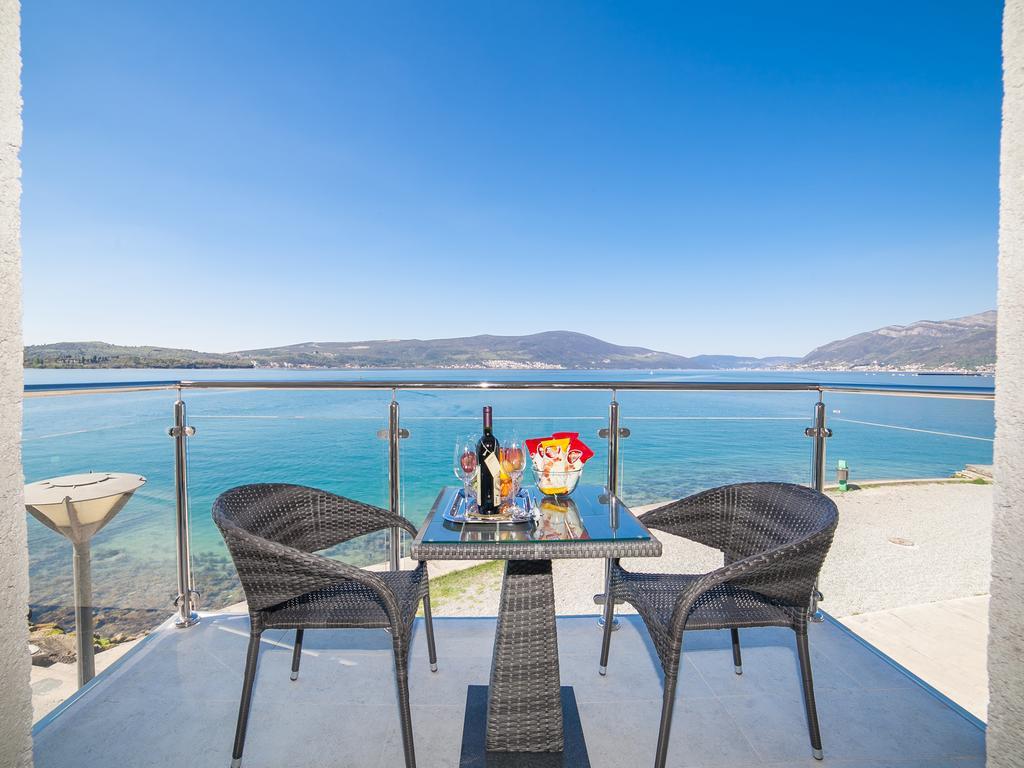 Apartments Isja Tivat Eksteriør billede