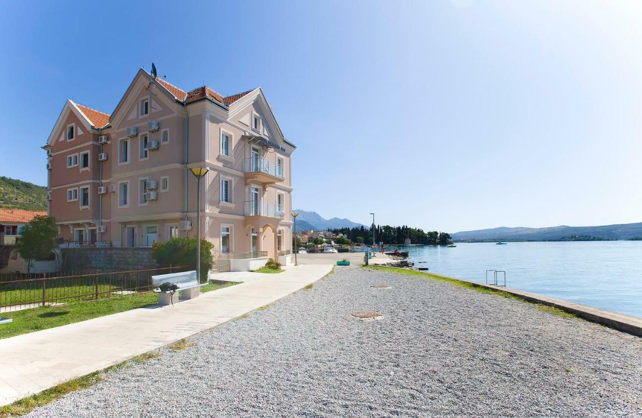 Apartments Isja Tivat Eksteriør billede