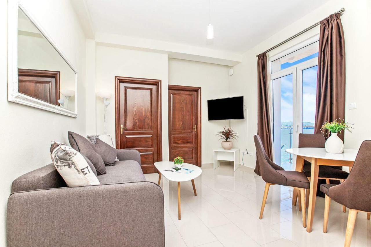 Apartments Isja Tivat Eksteriør billede